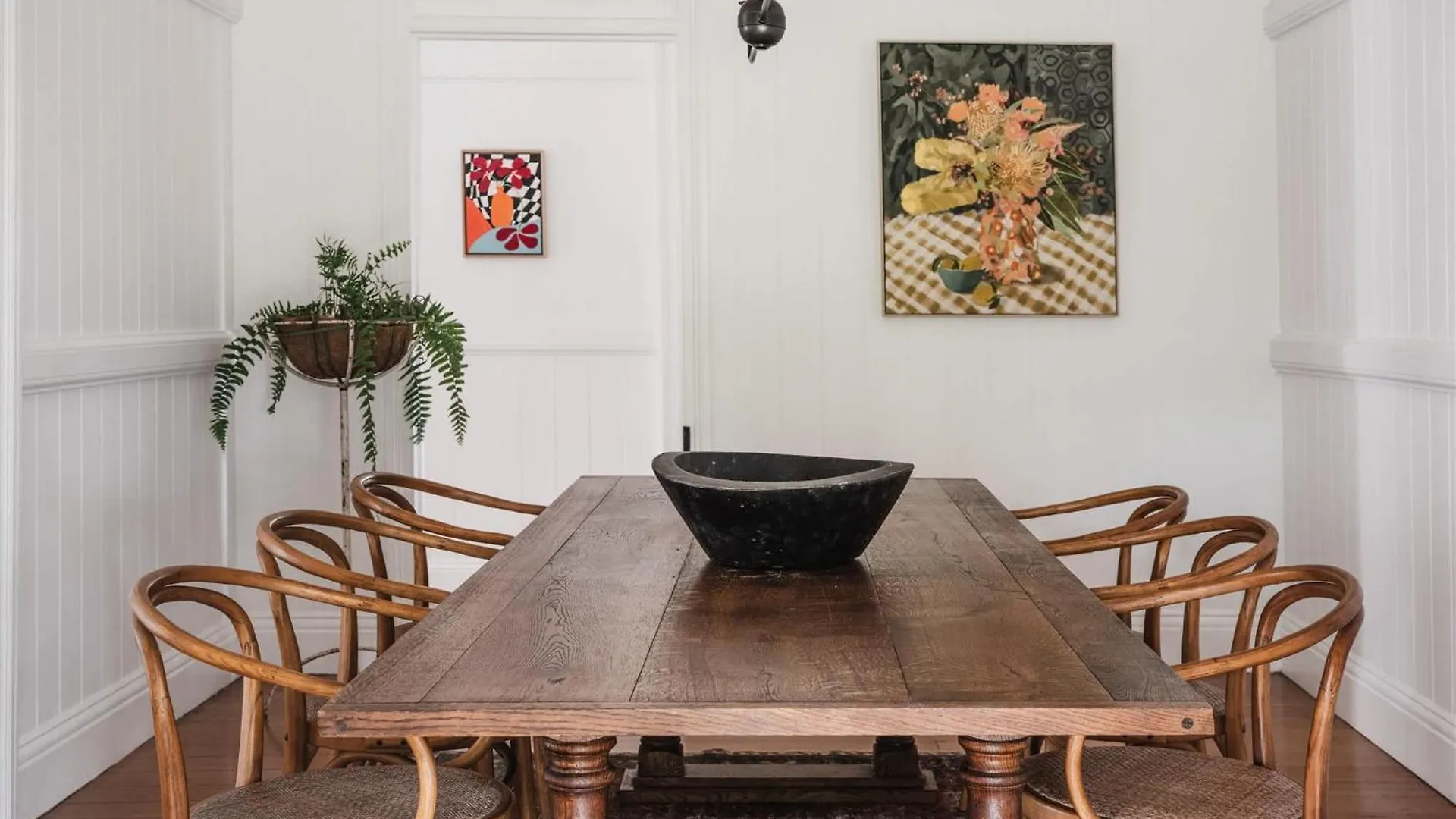 Eastnor House - Relax In Luxury Villa Montville